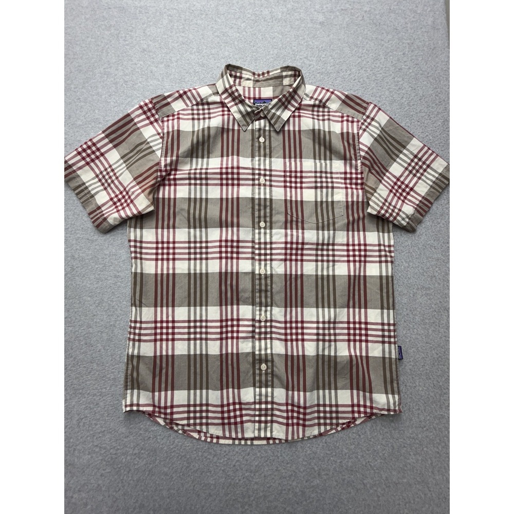 Patagonia Shirt Mens Medium Brown Red Plaid Short Sleeve Button Organic Cotton
